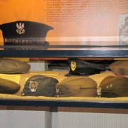 Wystawa wojskowych czapek 10.11.2016 r.